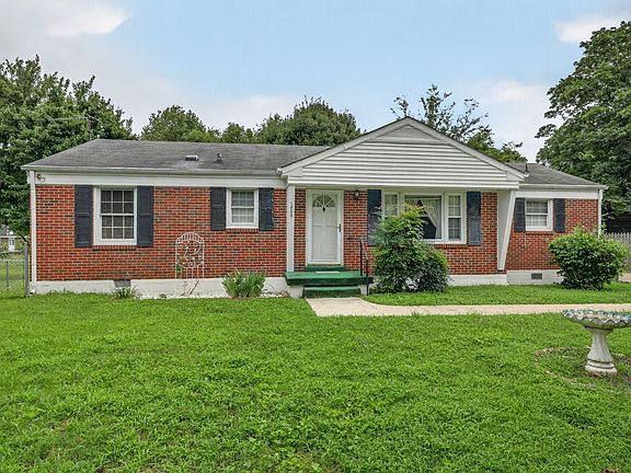 2nd image of 1809 Alpine Dr