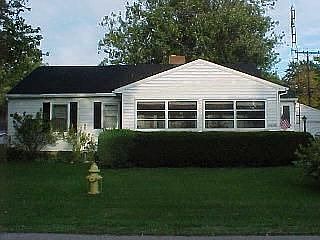 1st image of 4234 East Ave