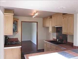 5th image of 3509 E 11th St