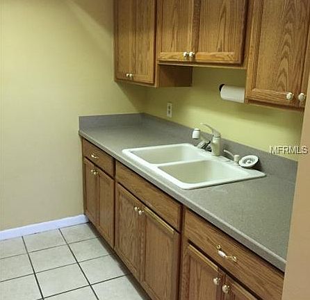 5th image of 4715 Joseph Ct Unit 240