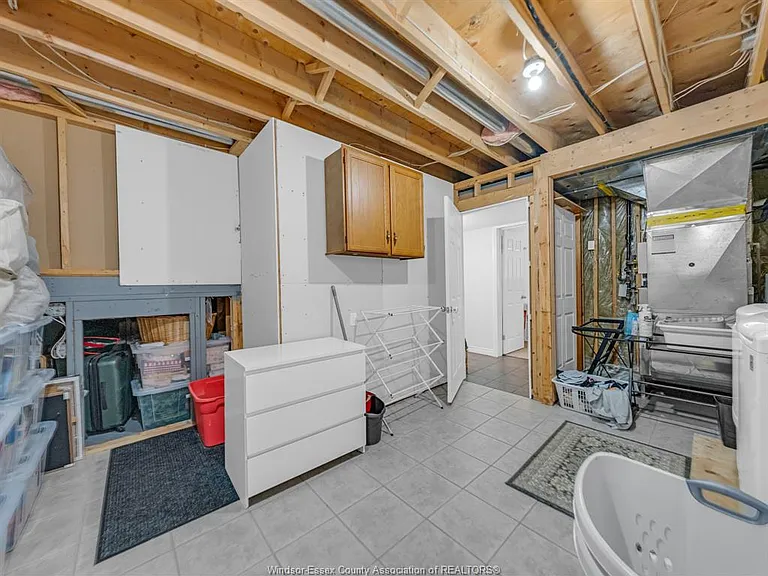 3040 Troup Cres — Photo 39