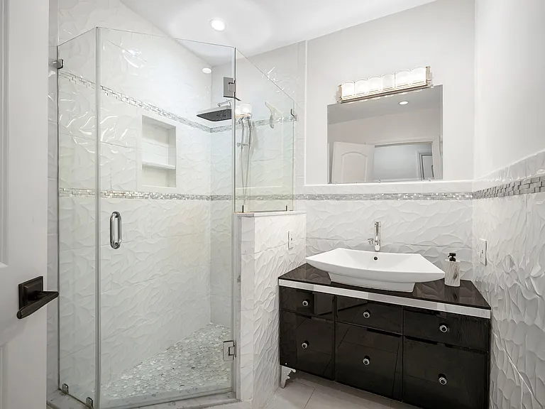1560 Ridgeway Dr — Photo 21