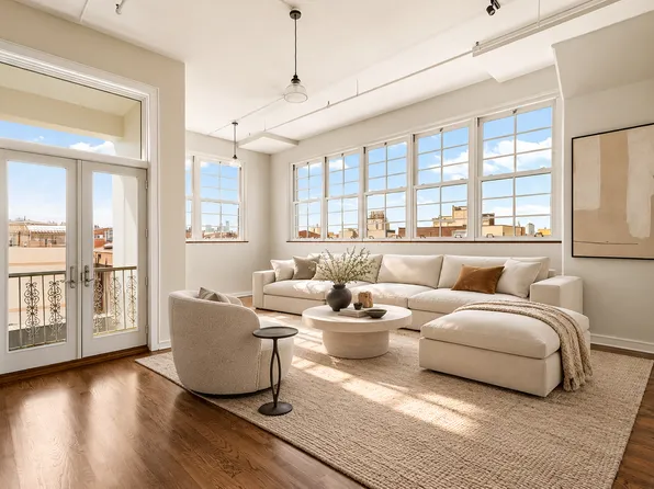 689 Myrtle Avenue image 1 of 13