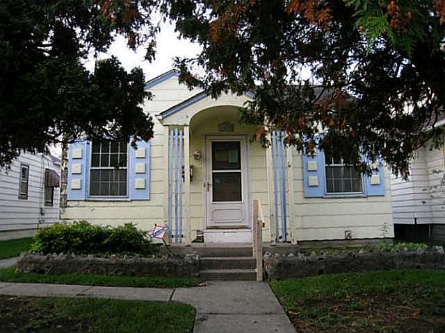 1st image of 1423 E 23rd Ave