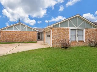 9842 Rocky Hollow Rd, La Porte, TX 77571