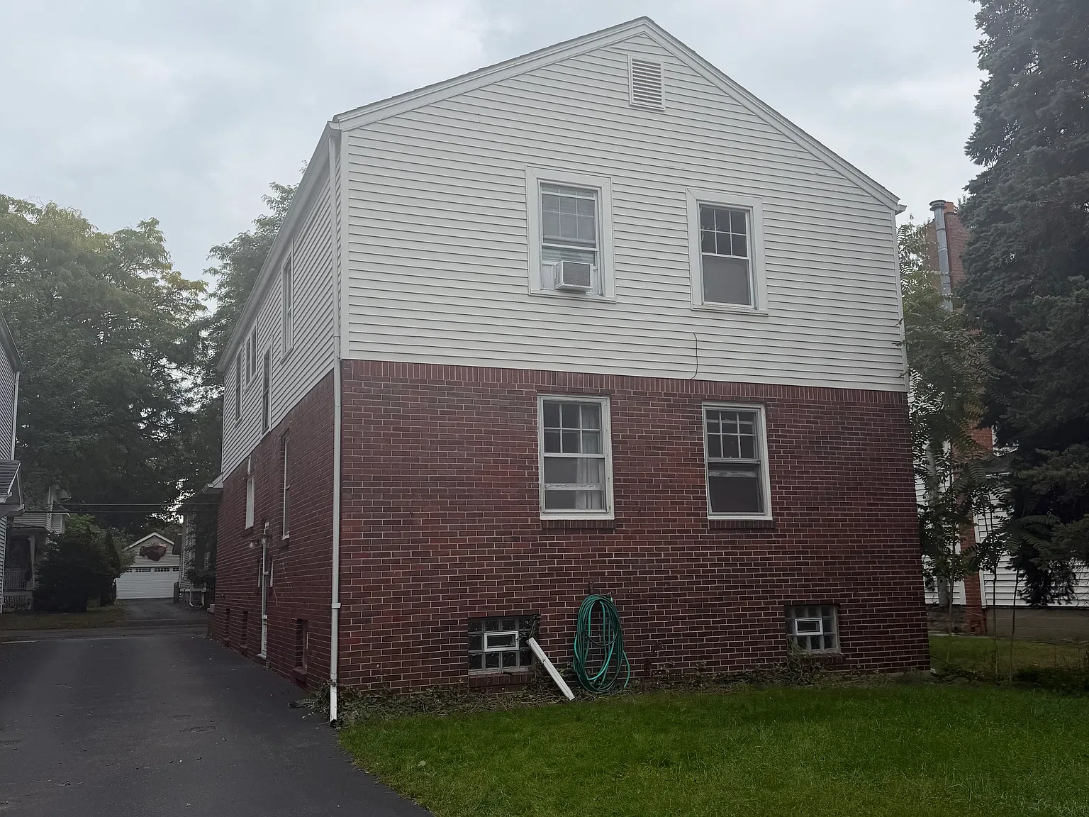 2 bed, 1100 sqft, $1,500 — Photo 4