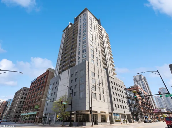 330 W Grand Ave APT 801, Chicago, IL 60654