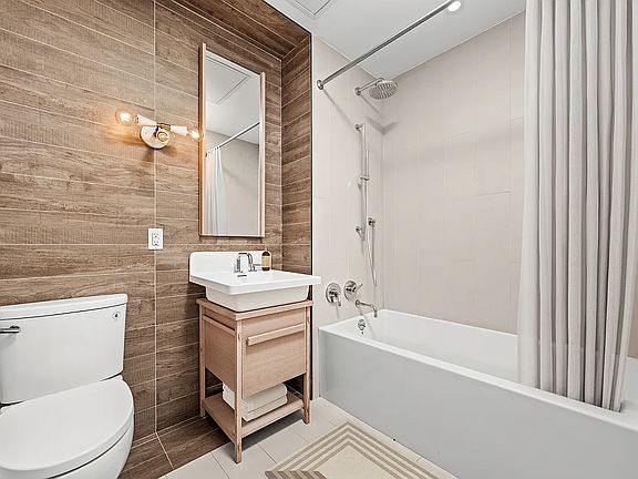 4th image of 123 Melrose St APT 259