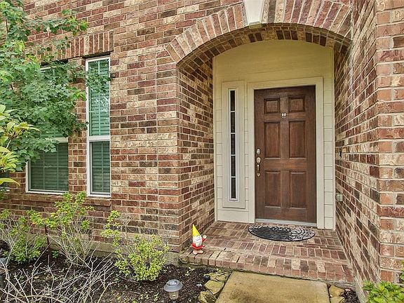 2nd image of 24631 Lakecrest Creek Dr
