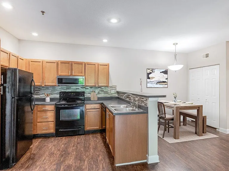 The Overlook At Golden Hills Apartment Homes — Photo 4