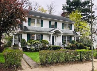 21 Traincroft, Medford, MA 02155