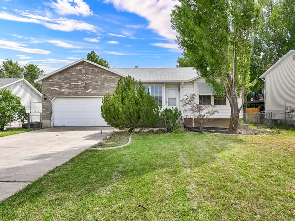 936 N 750 W, Clinton, UT 84015