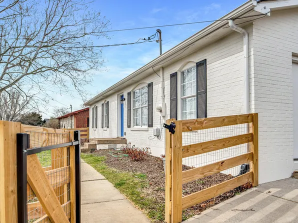 388 Kingview Dr, Nashville, TN 37218