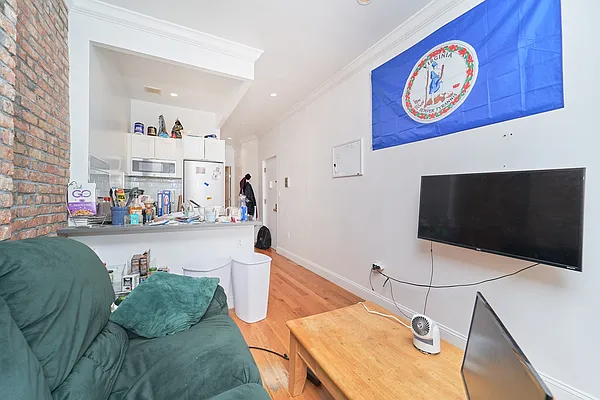 Rented by Living New York | media 7