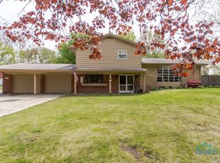 5948 Tallwood Ct, Sylvania, OH 43560