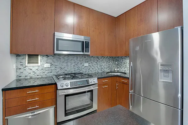 Rented by Level Group | media 9