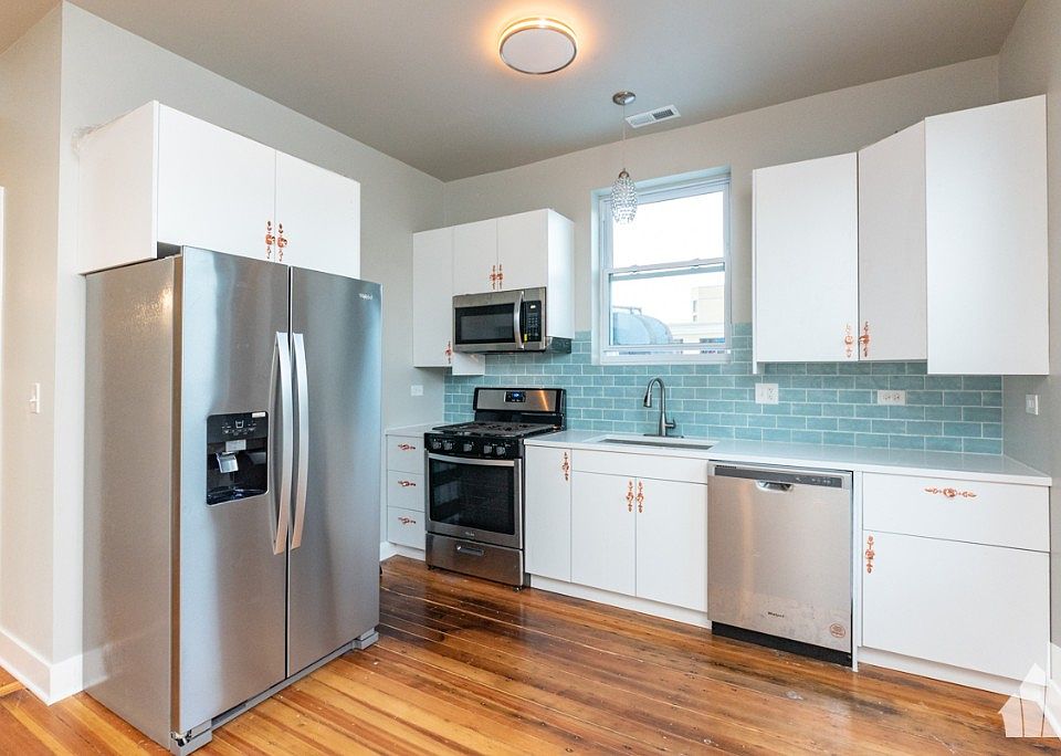1st image of 3547 N Sheffield Ave #2B