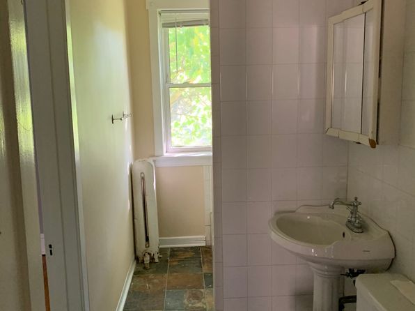 3547 N Wolcott Ave #9