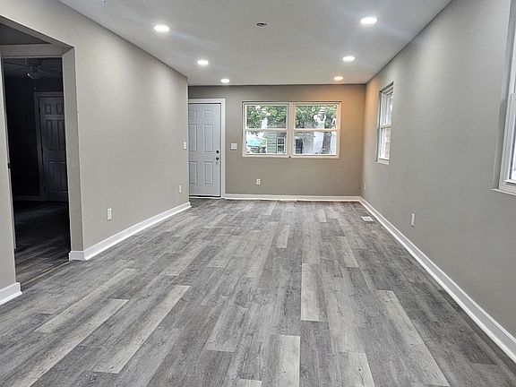 5th image of 3024 S Nebraska St