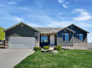 6046 W Miners Mesa Dr, West Jordan, UT 84081
