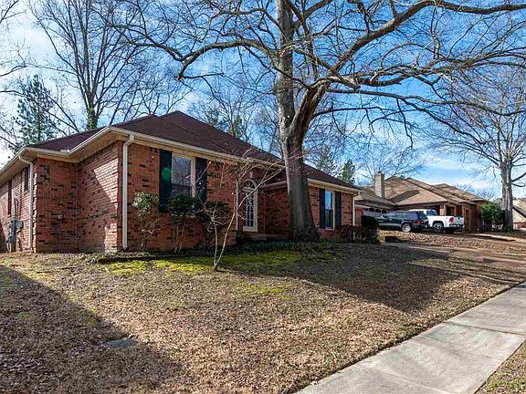 2nd image of 8923 Hickory Trail Dr