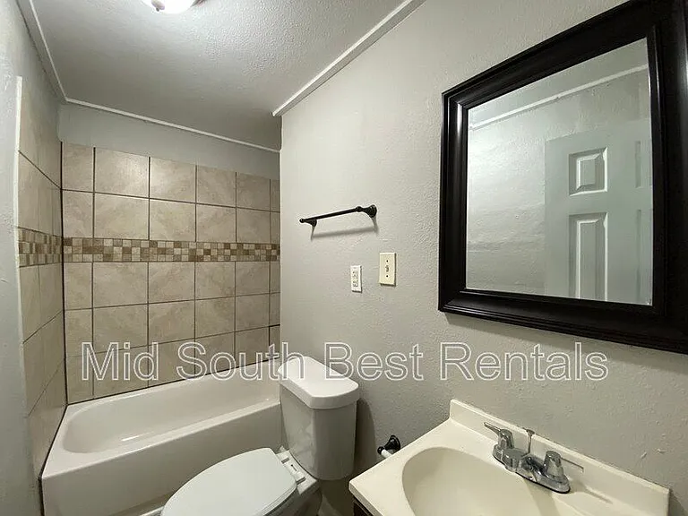 2429 Pecan Cir — Photo 5