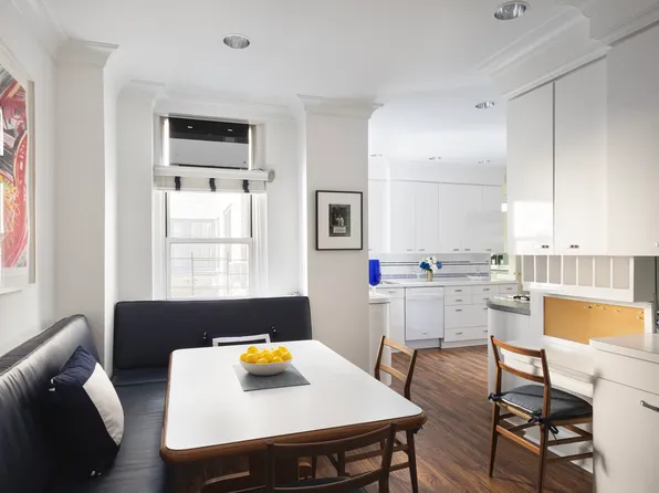 1165 Park Avenue image 12 of 28