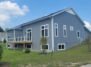 110 Edenview Dr, Eden, WI 53019
