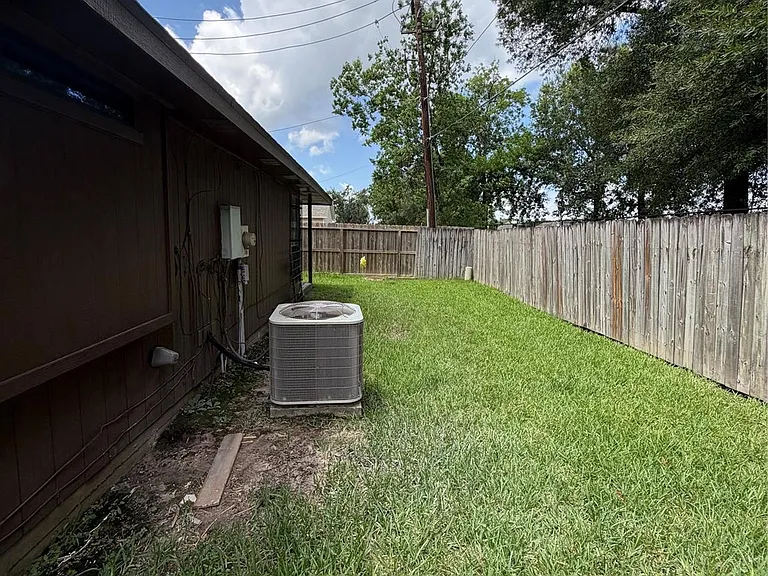 8662 Pearl Point St — Photo 24
