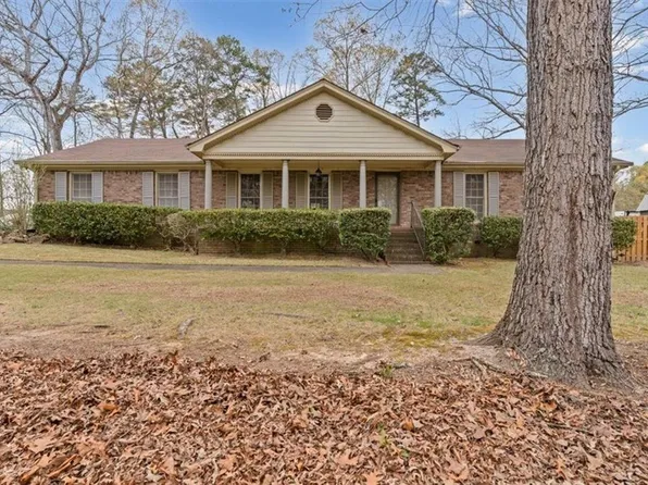 2293 Hidden Ln, Snellville, GA 30078