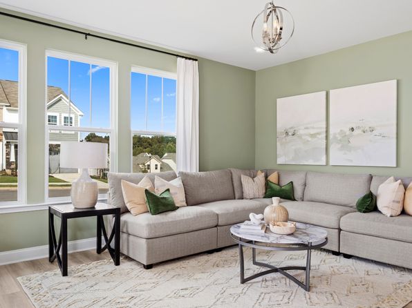 charlotte-north-carolina-448792993 picture