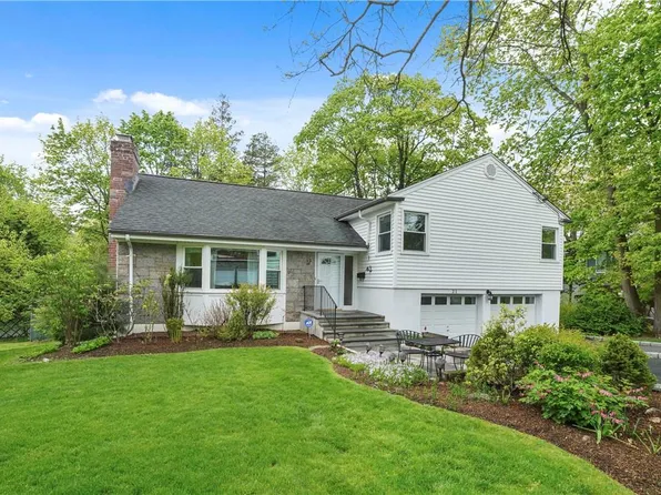 21 Beechwood Road, Hartsdale, NY 10530