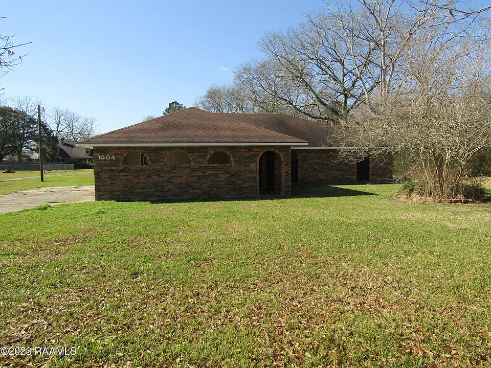 1004 S Main St, Breaux Bridge, LA 70517 Zillow