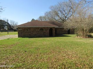 1004 S Main St, Breaux Bridge, LA 70517