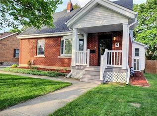 9 Dudhope Ave, Cambridge, ON N1R4S9