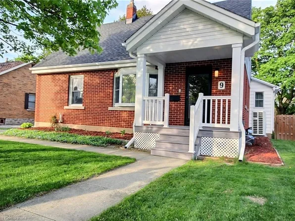 9 Dudhope Ave, Cambridge, ON N1R 4S9