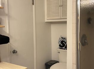 17963 Emelita St, Encino, CA 91316