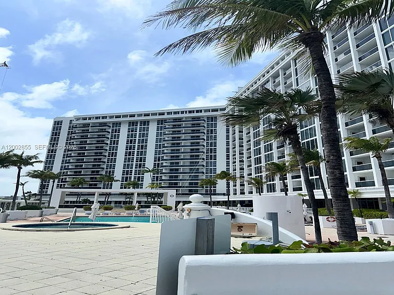 10275 Collins Ave #1428 — Photo 26