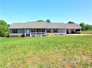 318 Laurel Ridge Dr, Lincolnton, NC 28092
