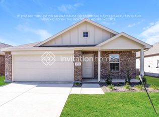 2705 Spring Time Dr, Ennis, TX 75119