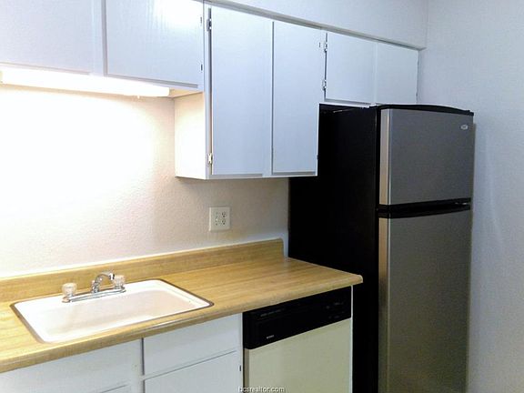 4th image of 904 University Oaks Blvd APT 63