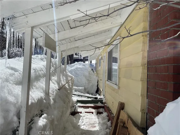 31160 All View Dr, Running Springs, CA 92382