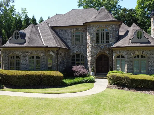 841 Camden Park Ct NE, Atlanta, GA 30342