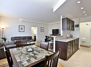 60 Mountview Ave #73CD02471, Toronto, ON M6P2L4