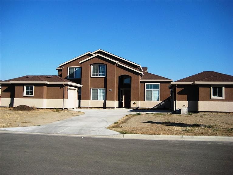1st image of 27686 Leeanna Ln