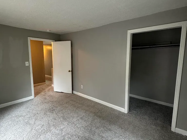 605 Harry St — Photo 25