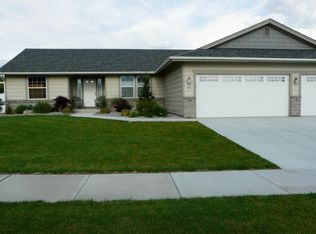 93 Sun Valley Dr, Wenatchee, WA 98801