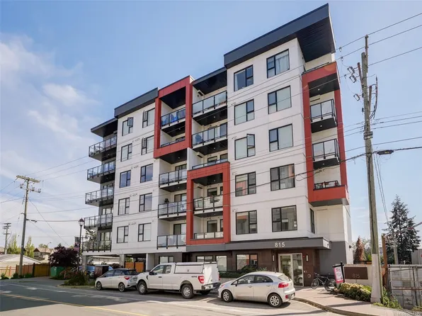 815 Orono Ave #301, Langford, BC V9B 2T8