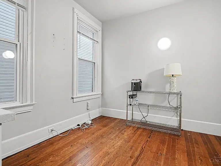 Bedroom #2 (2nd floor)