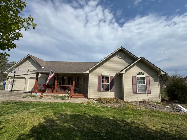 262 Bakersfield Ln, London, KY 40744